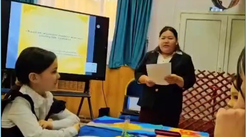 «Эстетика – әсемдік бастауы» апталығы аясында “Құрғақ жүннен панно жасау” шеберлік сабағы өткізілді